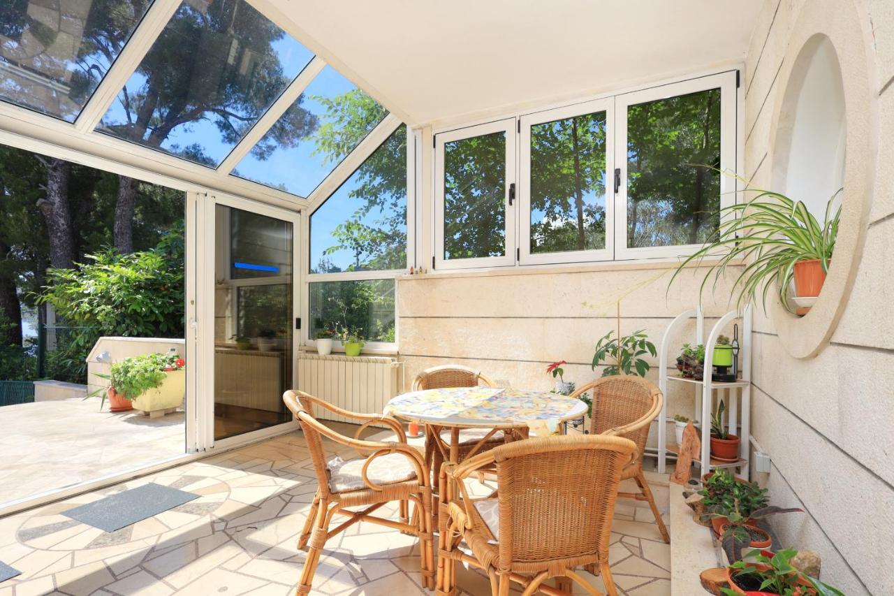 Apartments By The Sea Brela, Makarska - 18356 מראה חיצוני תמונה