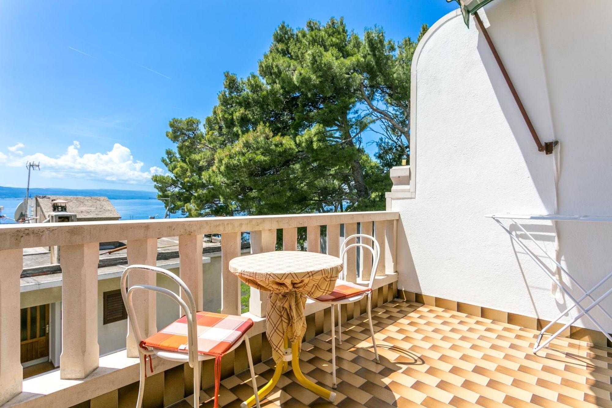 Apartments By The Sea Brela, Makarska - 18356 מראה חיצוני תמונה