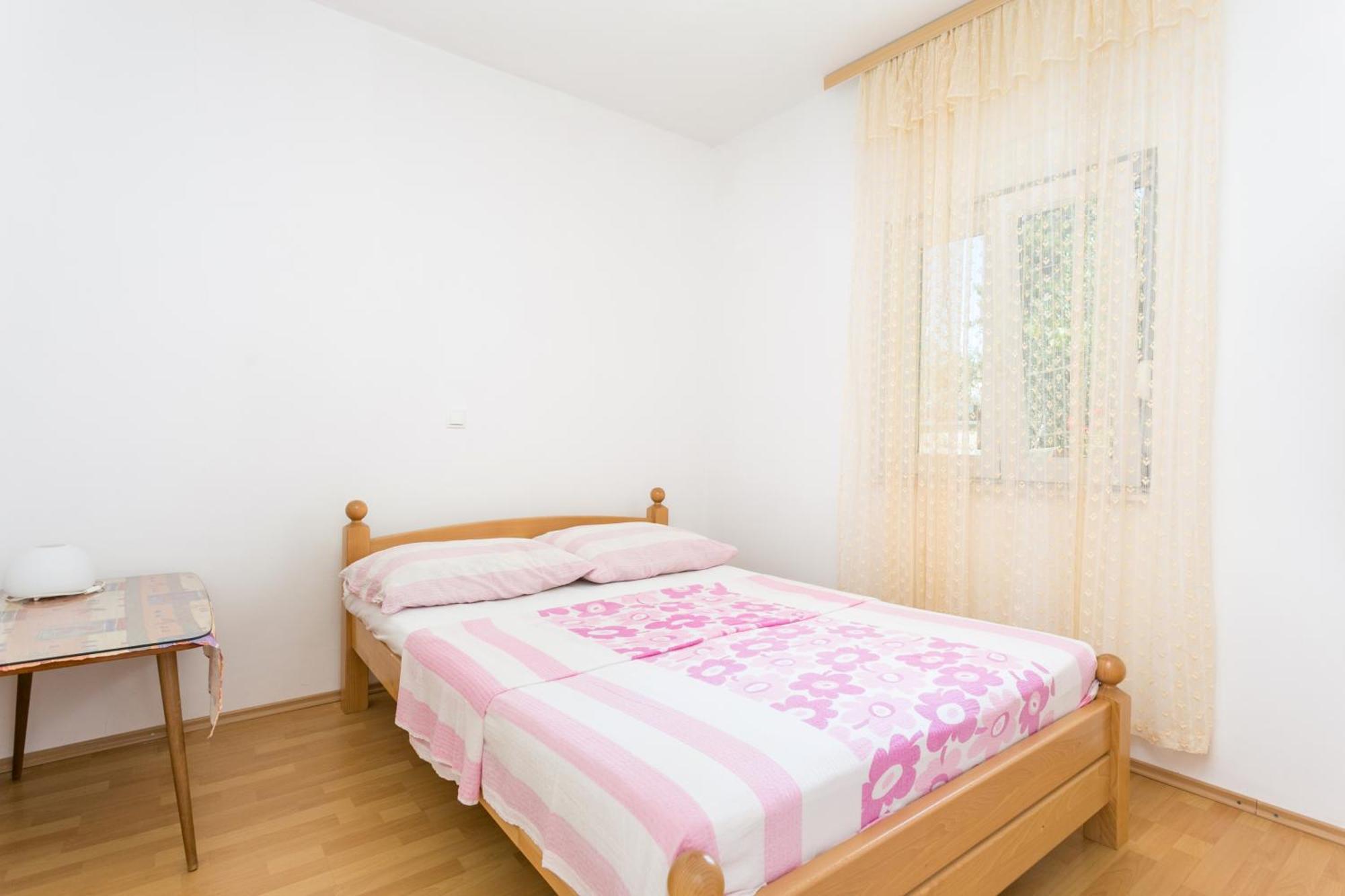 Apartments By The Sea Brela, Makarska - 18356 מראה חיצוני תמונה