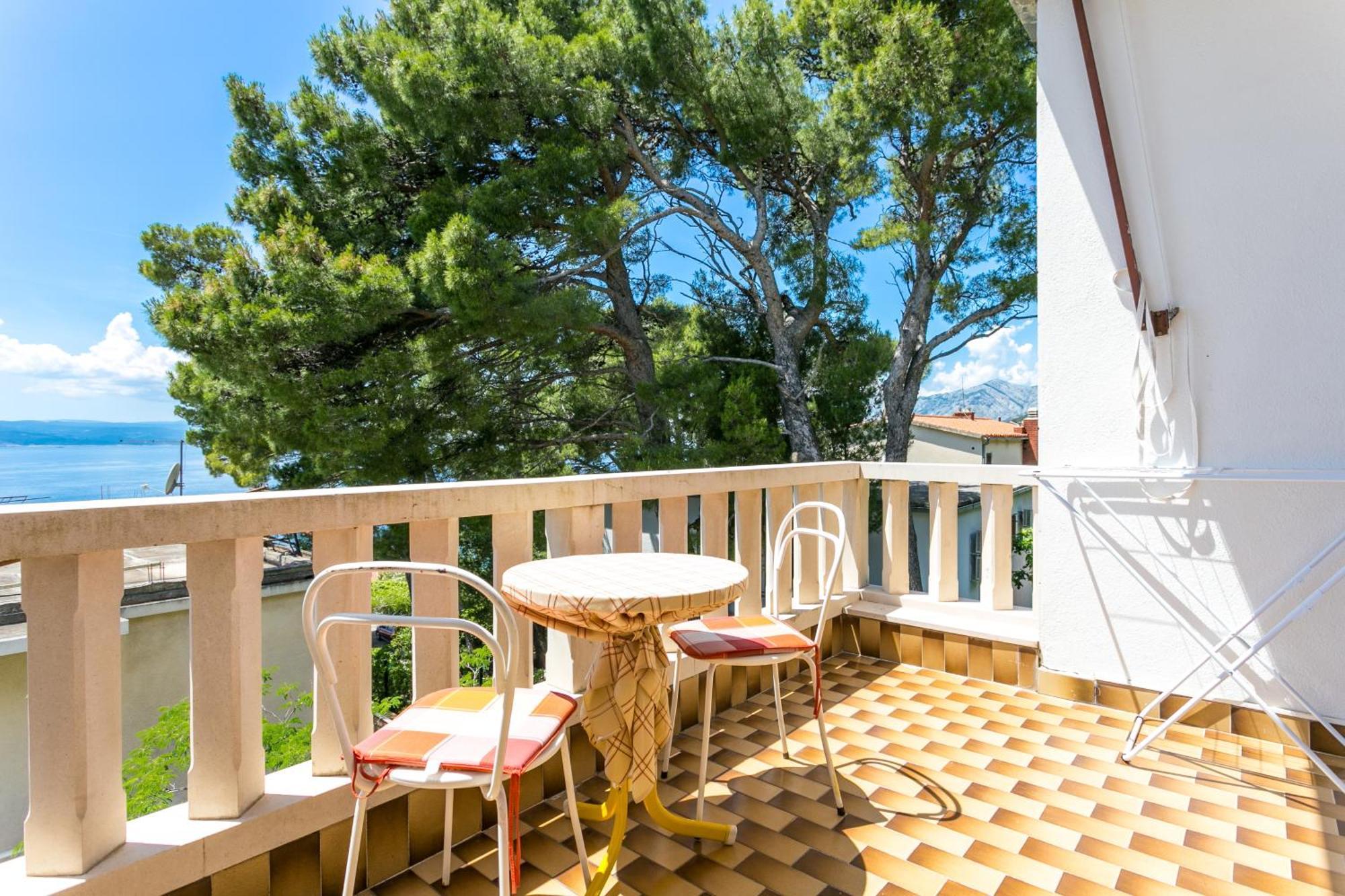 Apartments By The Sea Brela, Makarska - 18356 מראה חיצוני תמונה
